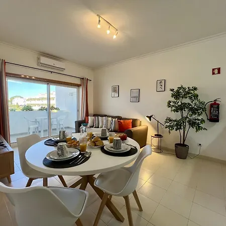 Apartment Brightness 3 With Pool By Homing *